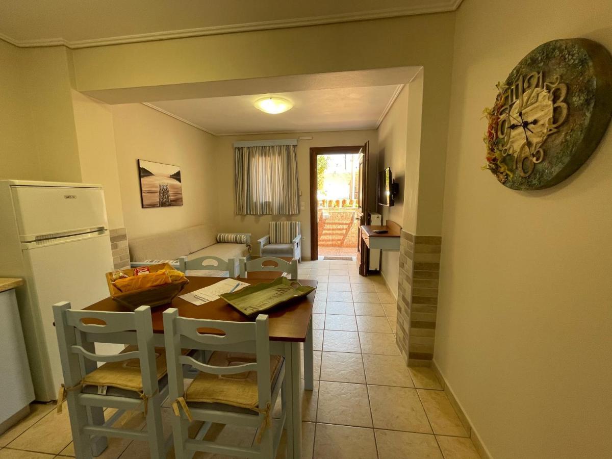 Spetses Center Comfy Apartment Zewnętrze zdjęcie