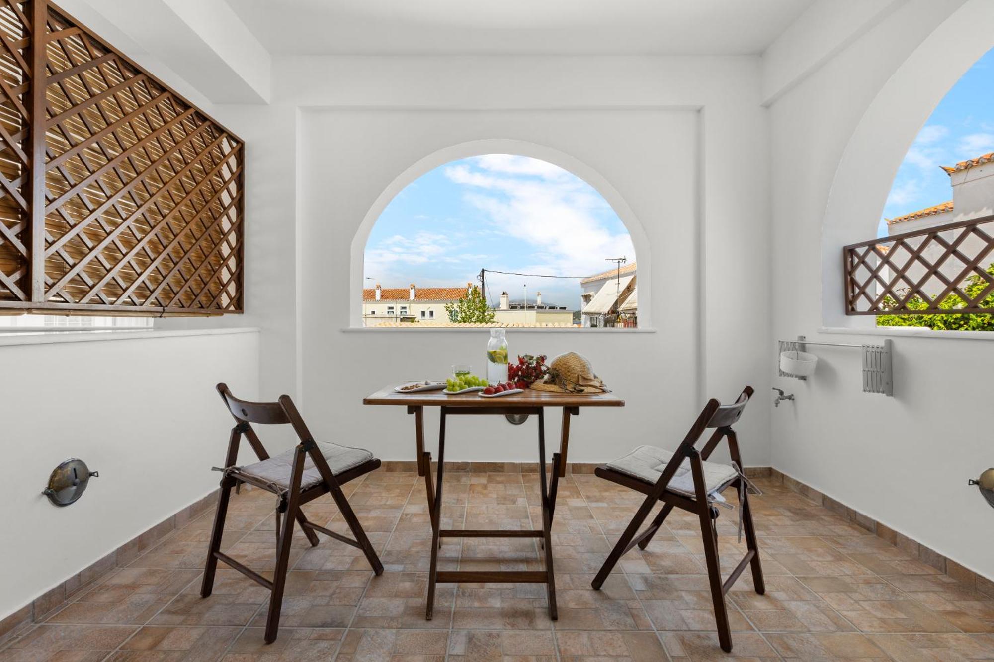 Spetses Center Comfy Apartment Zewnętrze zdjęcie
