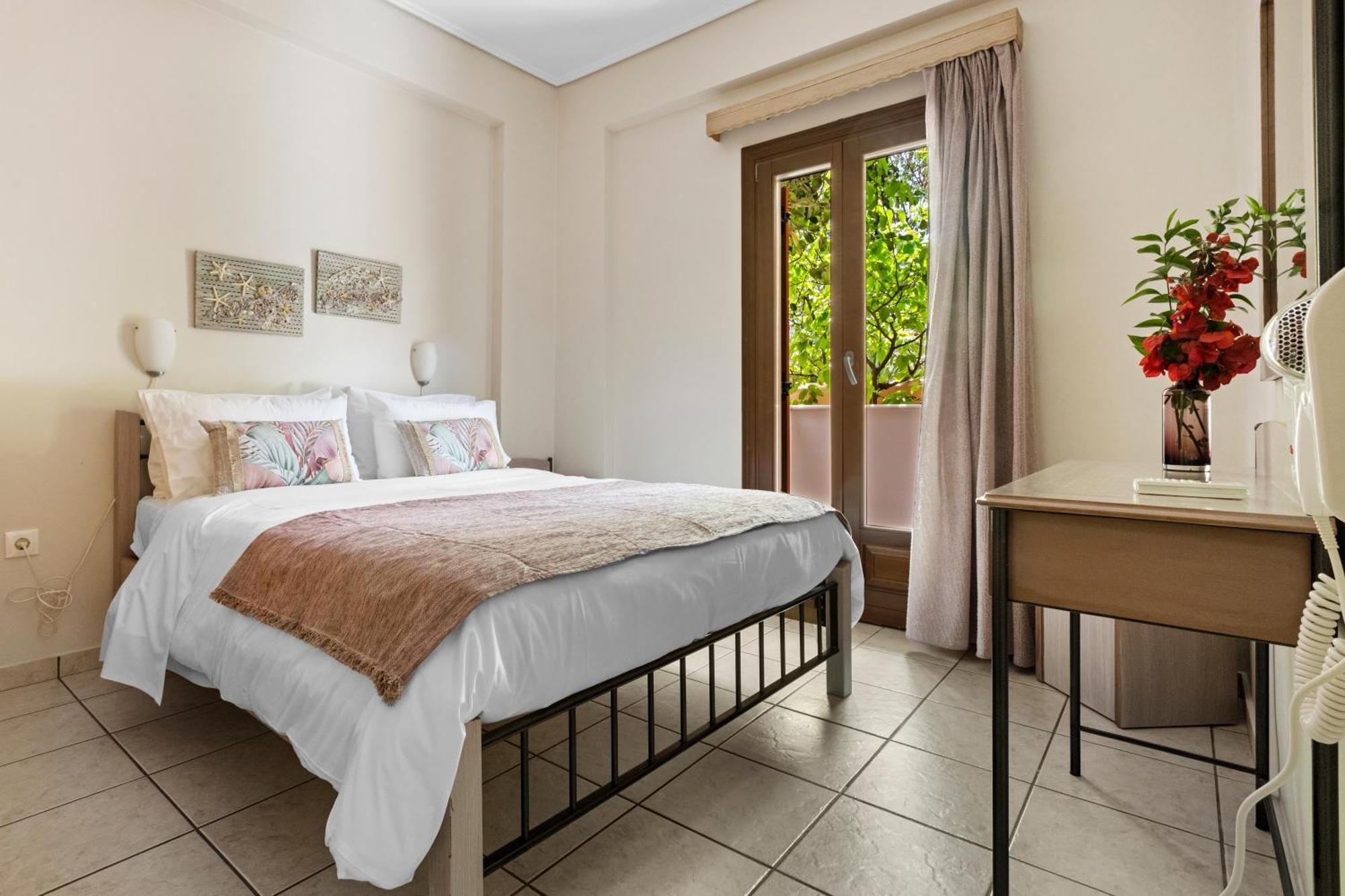 Spetses Center Comfy Apartment Zewnętrze zdjęcie